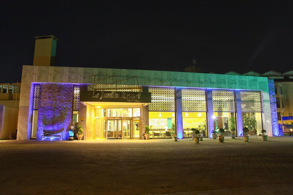 Queen'S Park Le Jardin Κεμέρ Εξωτερικό φωτογραφία